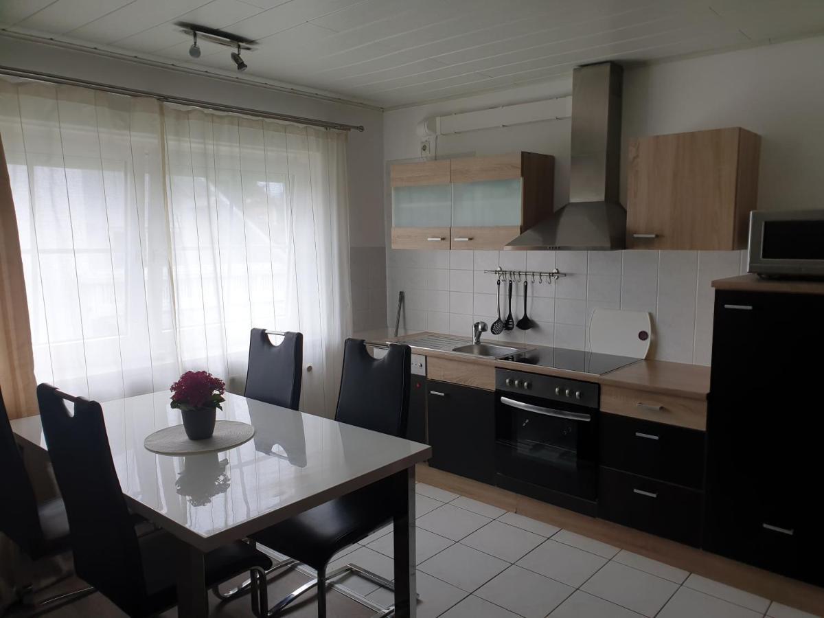 Lindner Ferienwohnungen Und Doppelzimmer Fichtelberg Esterno foto